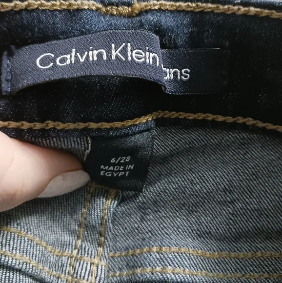 Calvin Klein Jeans - Picture 5 of 5